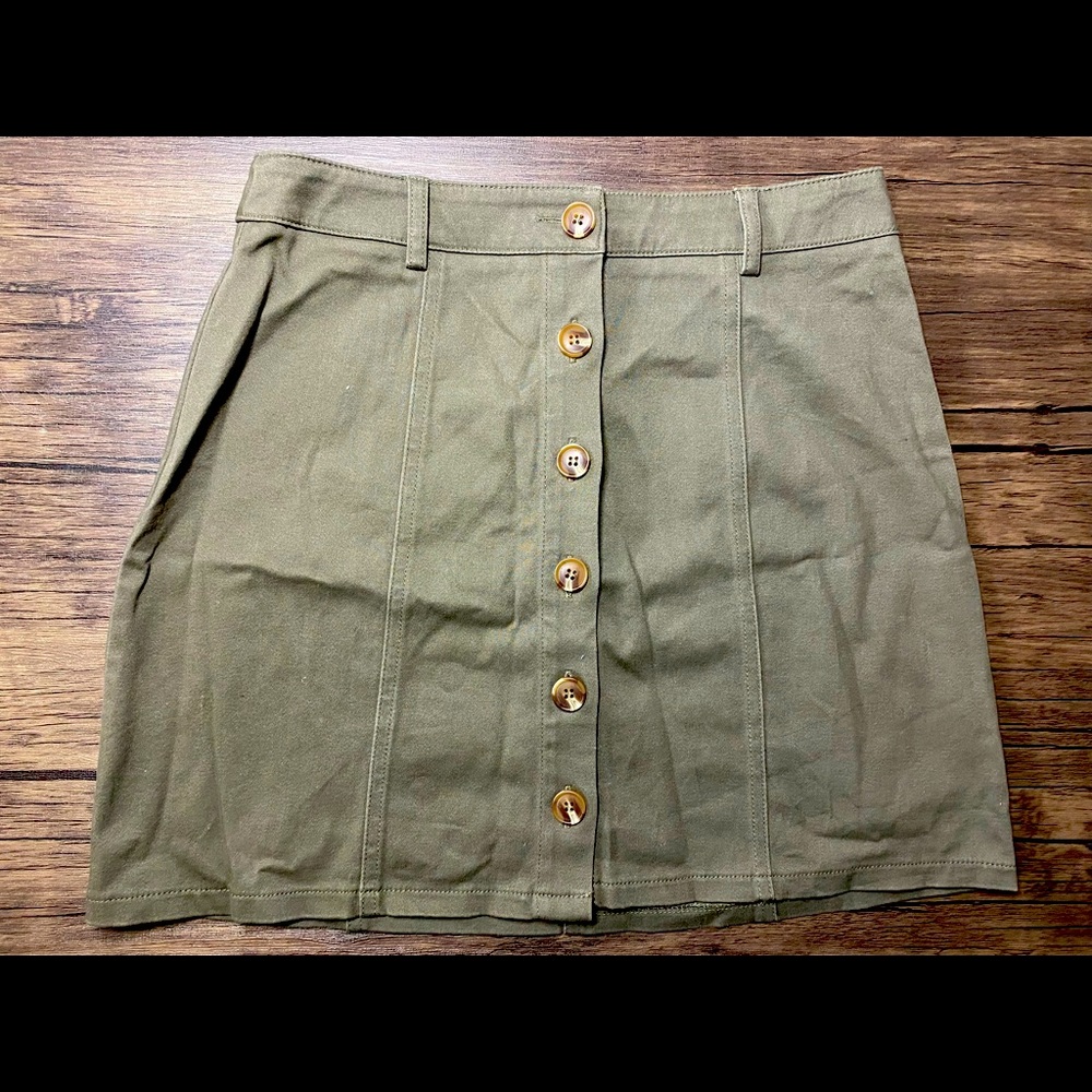 Green A-Line Skirt with Buttons